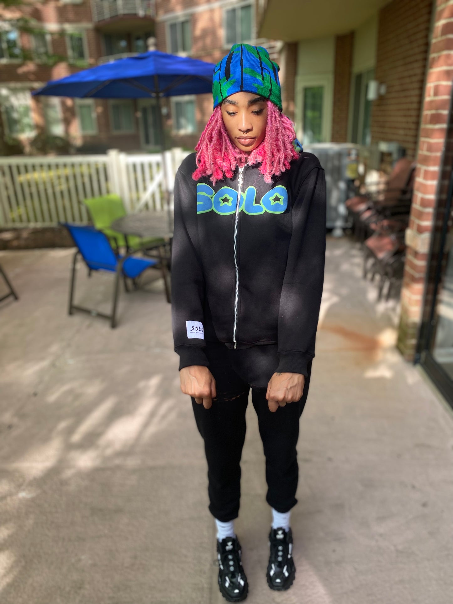WRLDWIDE HOODIE