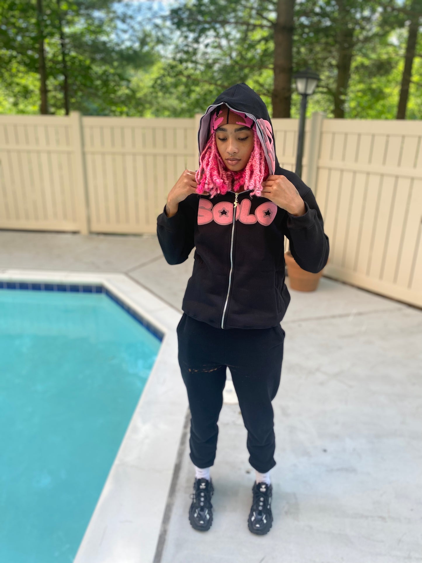 WRLDWIDE HOODIE