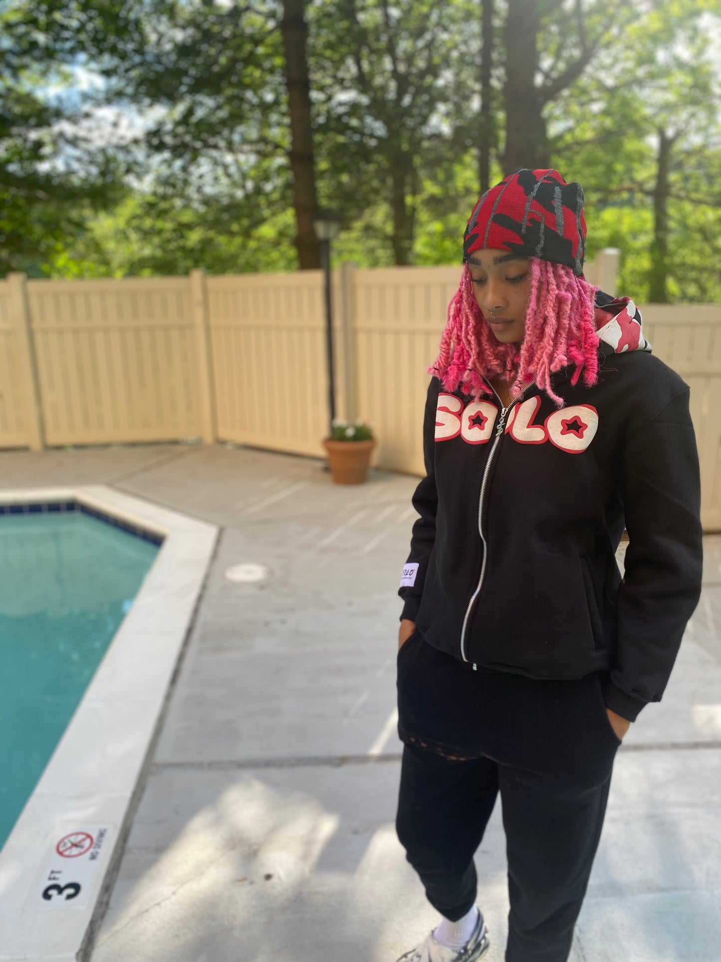SOLOWRLDWIDE BEANIE