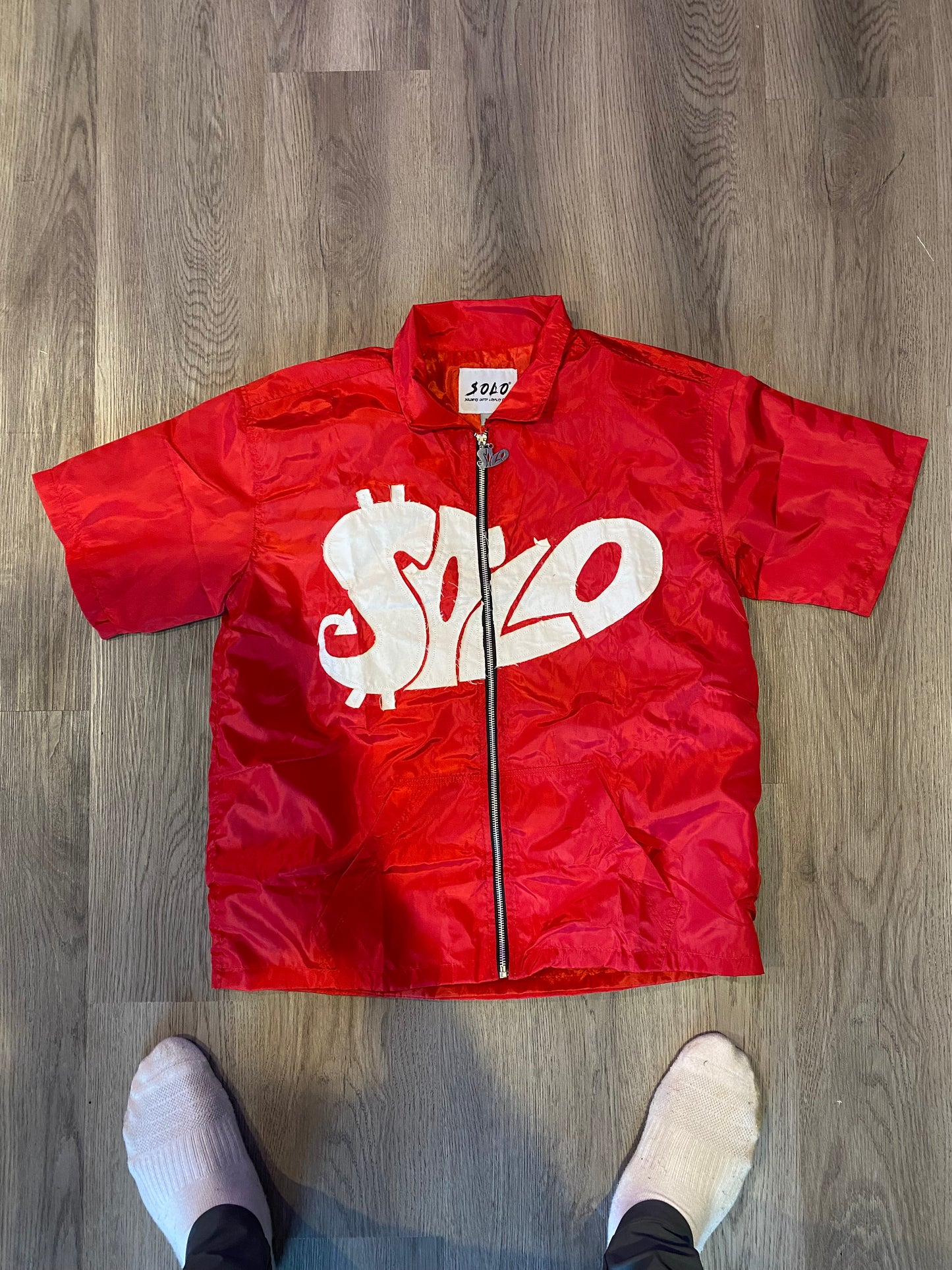 SOLO ZIPPED TEE