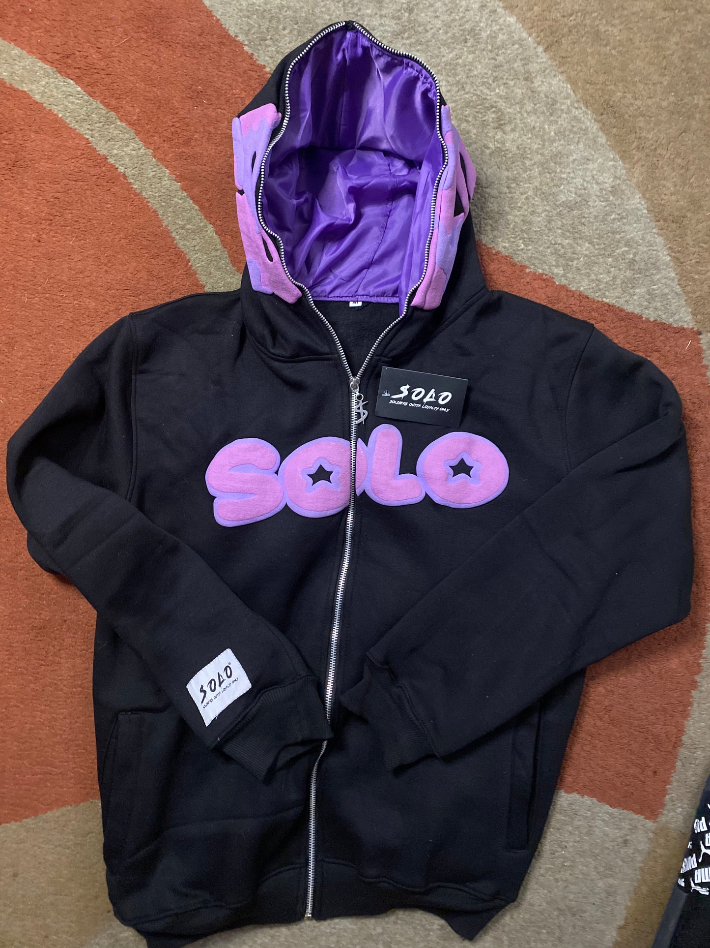 WRLDWIDE HOODIE