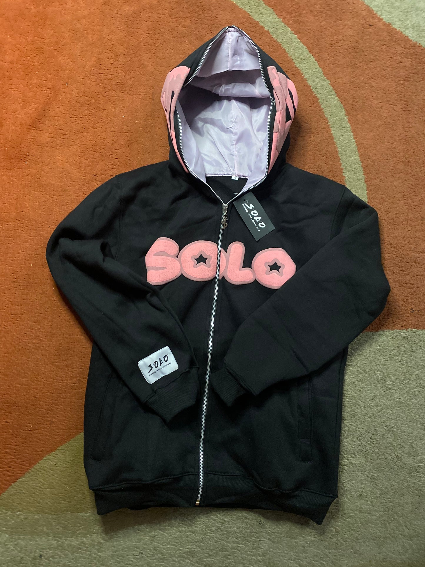 WRLDWIDE HOODIE – OfficialSoloApparel